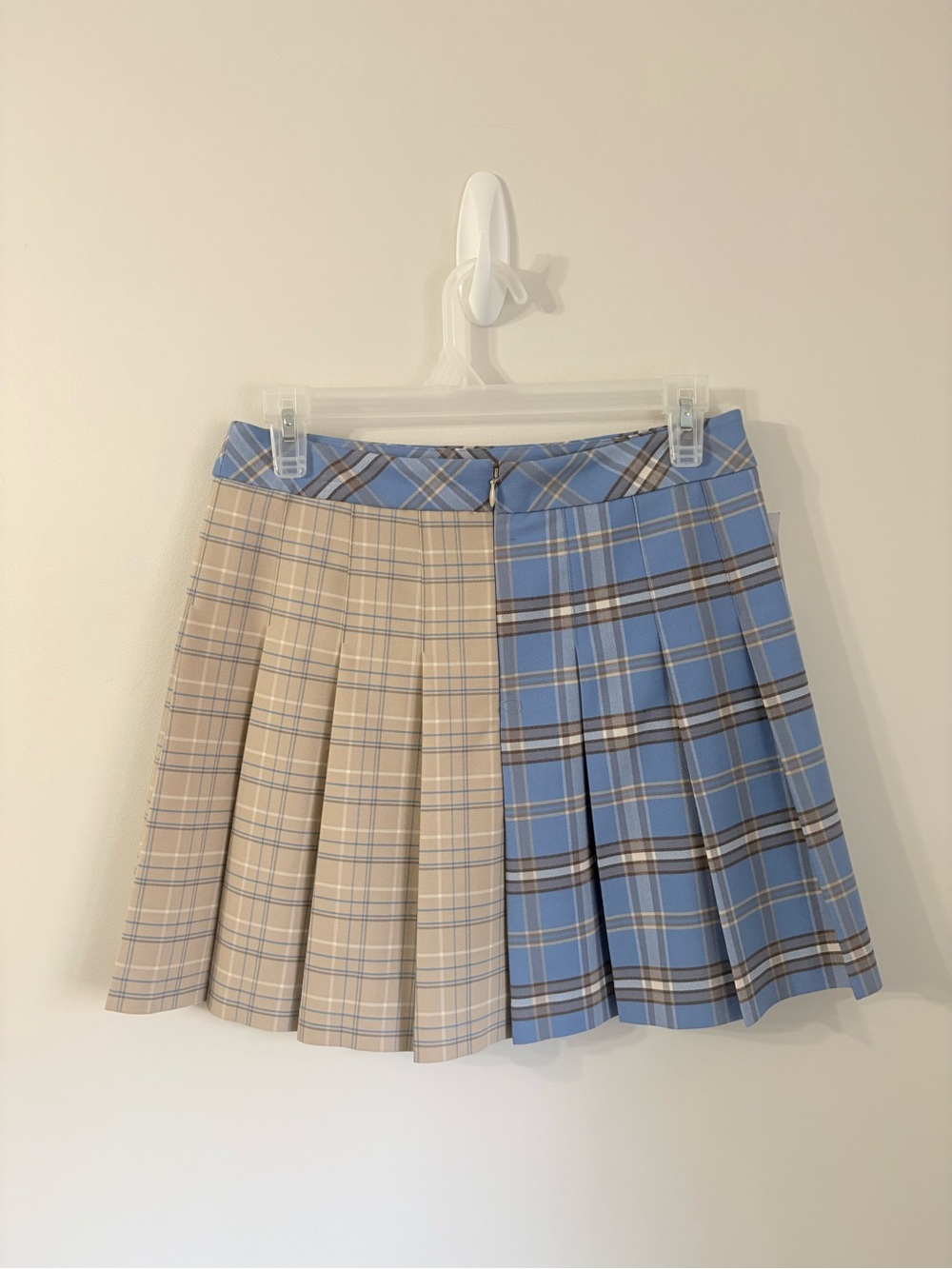 BNWT ARITZIA Pleated mini skirt Mixed Plaid Womens 8 School Girl Preppy Academia - Picture 4 of 6